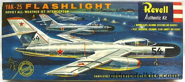 Revell 1/50 Yak-25 Flashlight 'S' kit, H296-98 plastic model kit